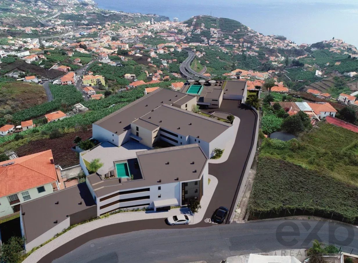 Apartamento à venda em Estreito de Câmara de Lobos, 132 m²