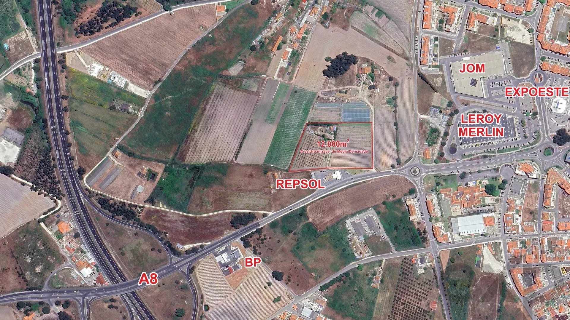 Parcela de terreno urbanizável, com 12.000m2, junto à A8/Lisboa/Leiria.