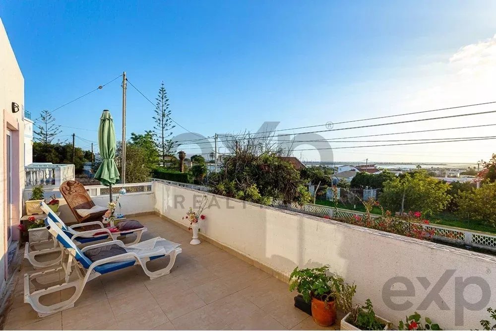 Two‑bedroom detached house on a plot of land measuring 658 m² beside the Ria Formosa 85949189 image 39