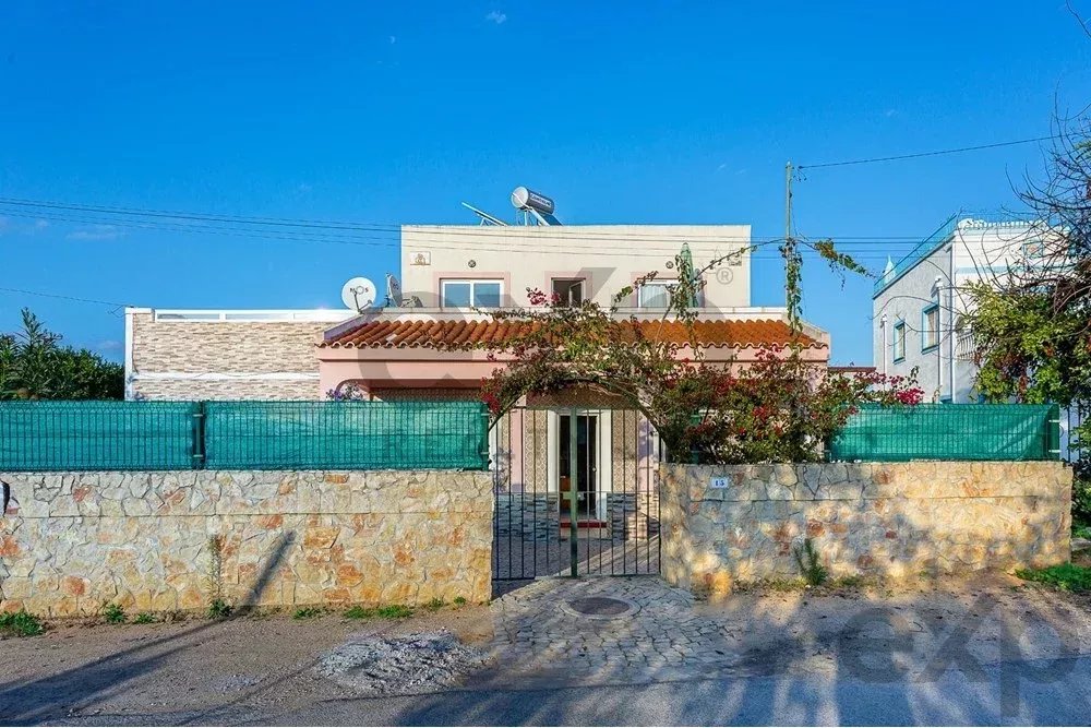 Two‑bedroom detached house on a plot of land measuring 658 m² beside the Ria Formosa 85949189 image 7