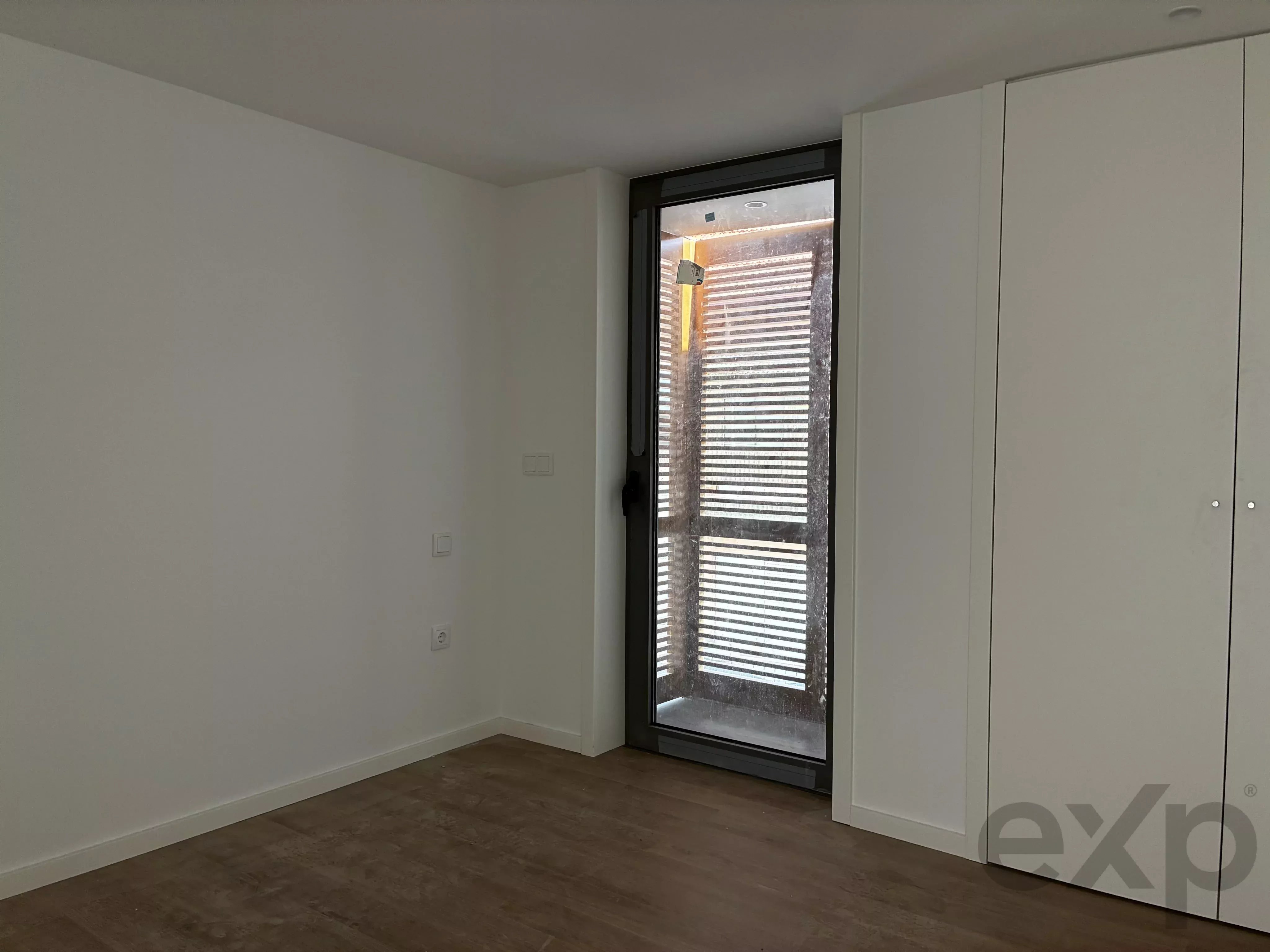 Apartamento T2+1 com mezzanine, varandas e garagem na Boavista – Porto