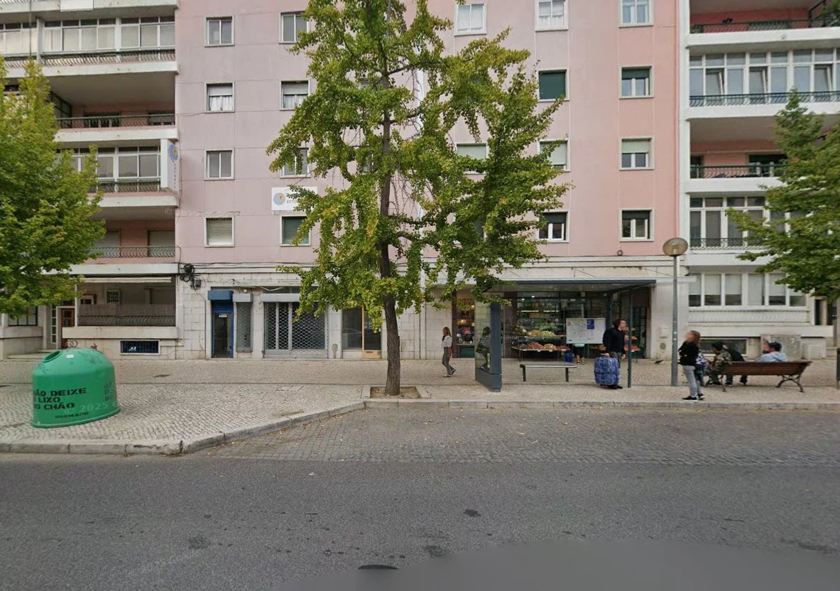 Commercial Shop for rent in Lisboa, 30 m²