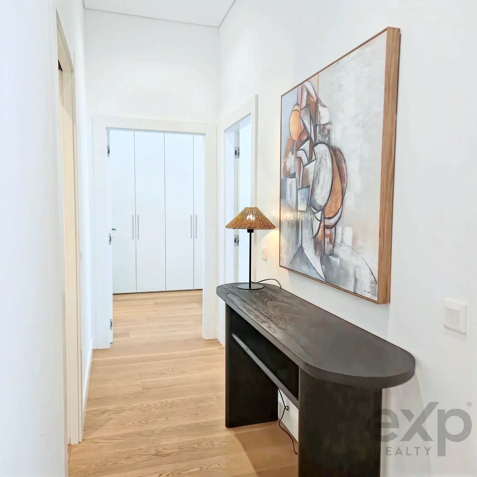 Apartamento de Luxo na Primeira Linha do Mar – Funchal