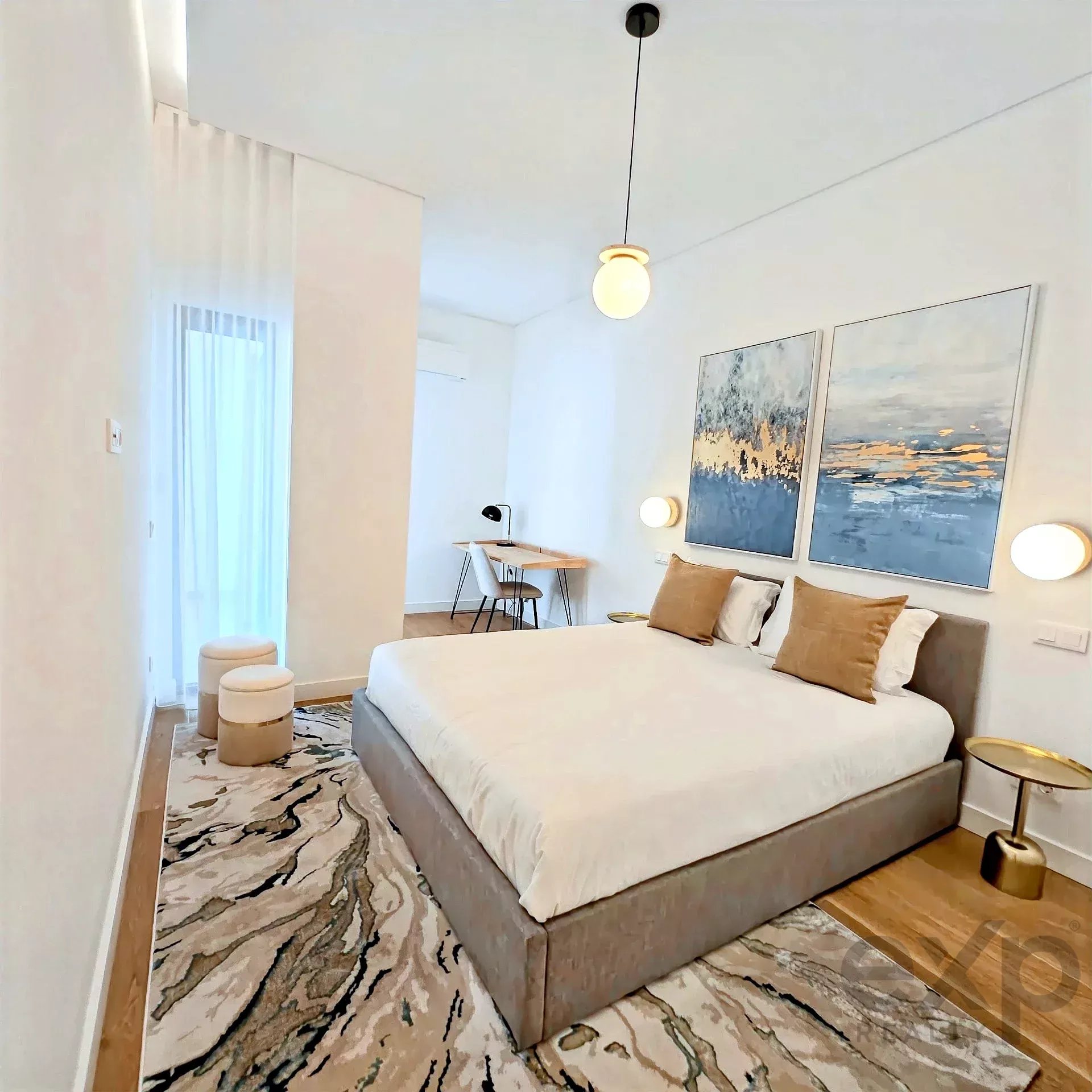 Apartamento Moderno com Piscina em Funchal