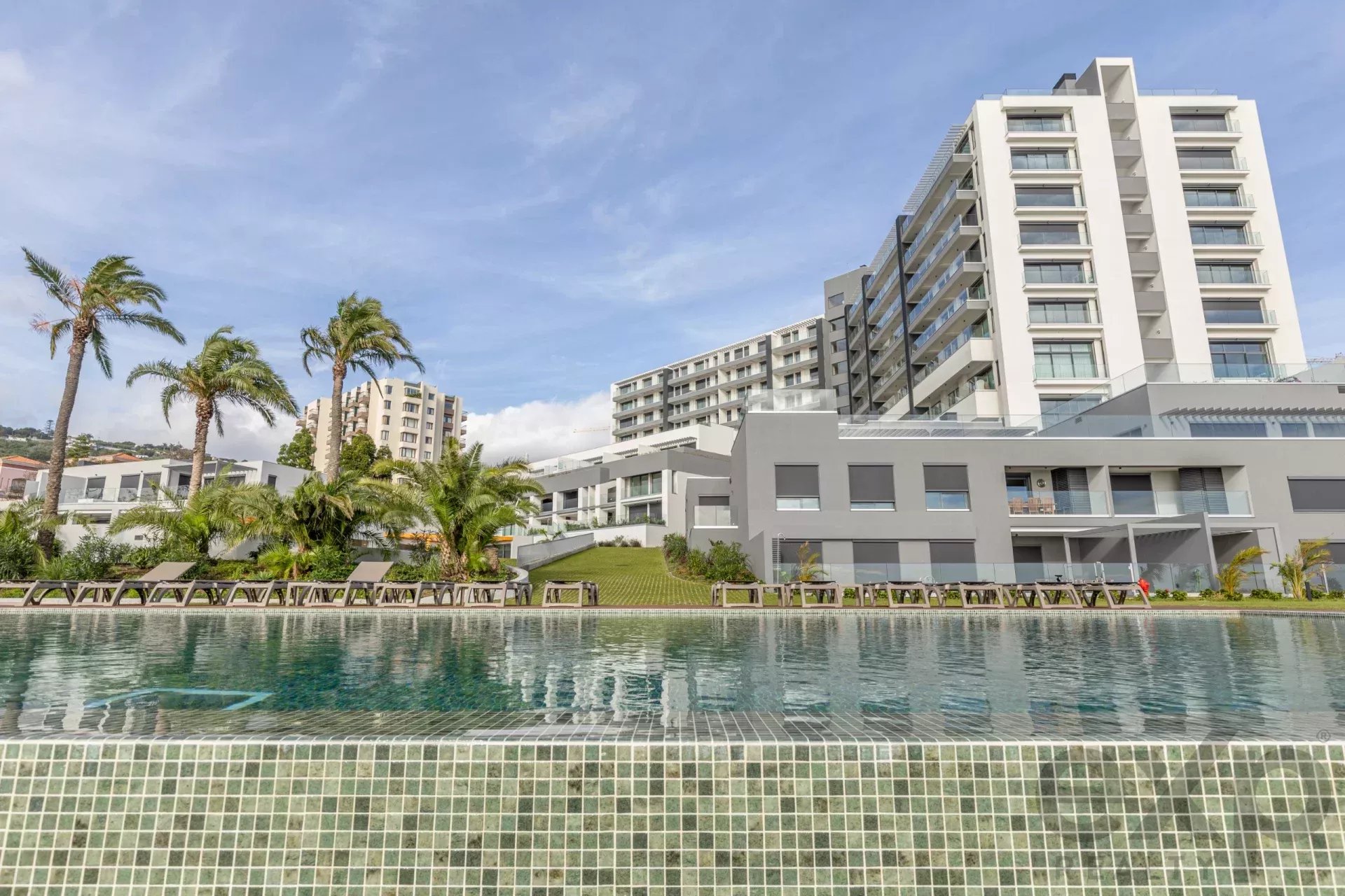 Apartamento Luxuoso à Venda em Funchal, Portugal