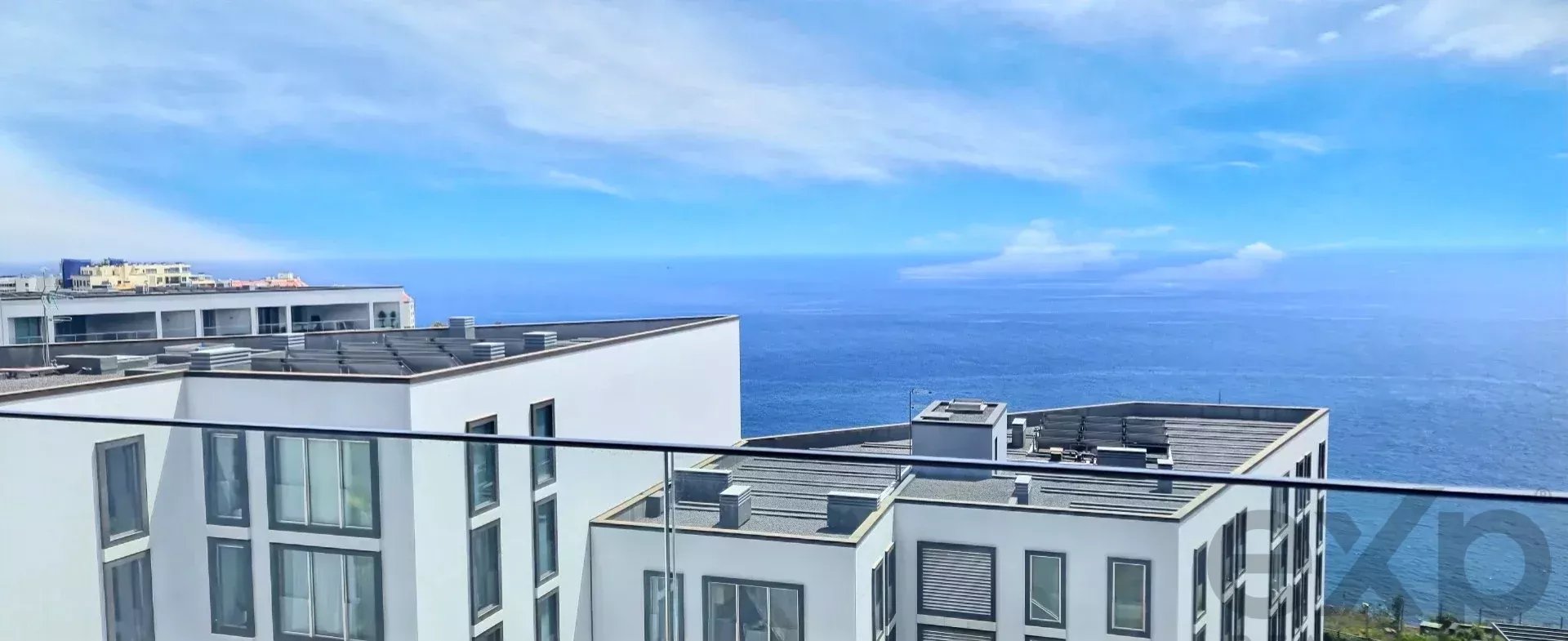 Apartamento Luxuoso à Venda em Funchal, Portugal