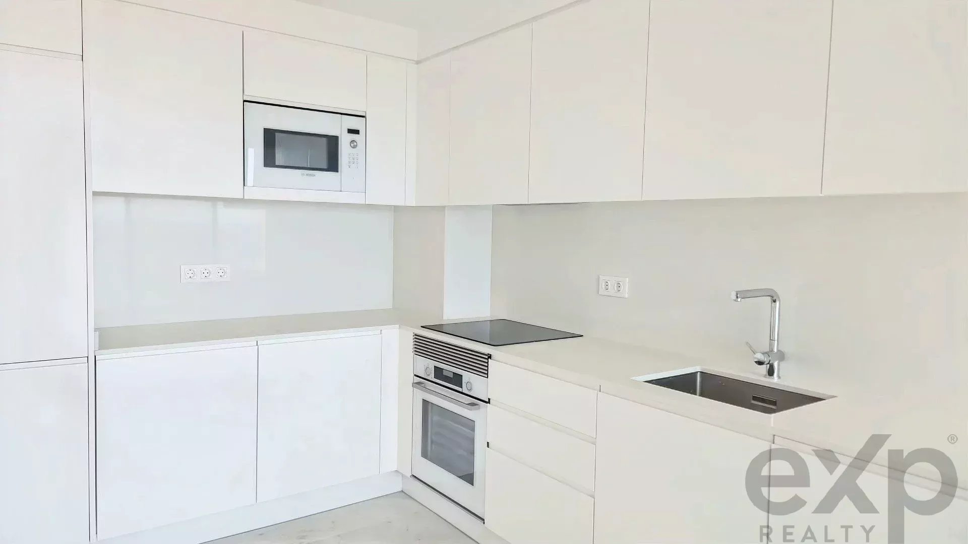 Apartamento Luxuoso à Venda em Funchal, Portugal