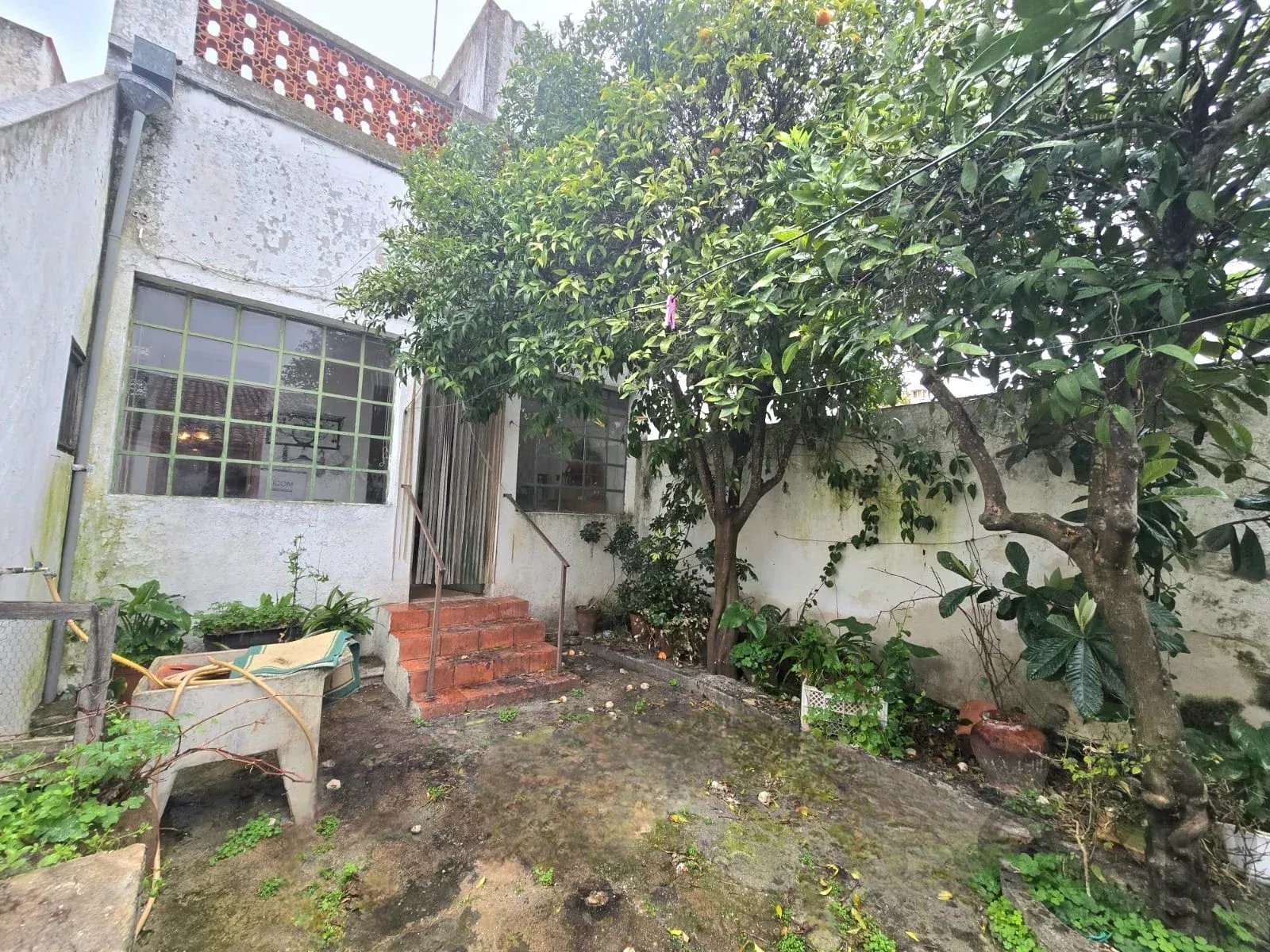 Moradia unifamiliar com 2 pisos, quintal, garagem, e terraço. 85992079 image 25