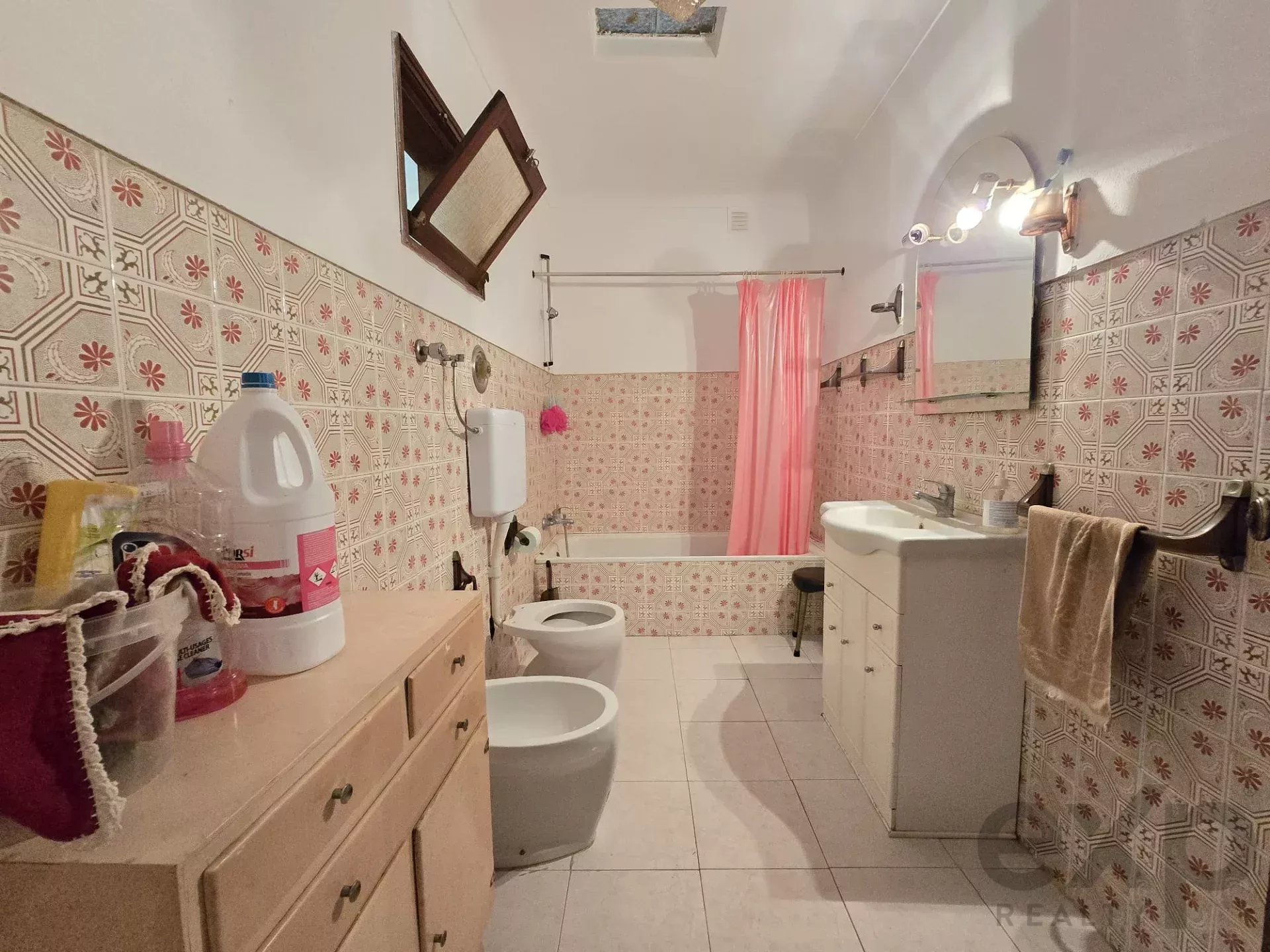 Moradia unifamiliar com 2 pisos, quintal, garagem, e terraço. 85992079 image 20
