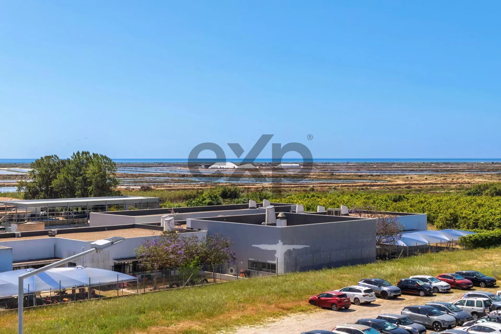 Contemporary six‑bedroom home recently constructed by Tavira Waterfront 85992139 image 91
