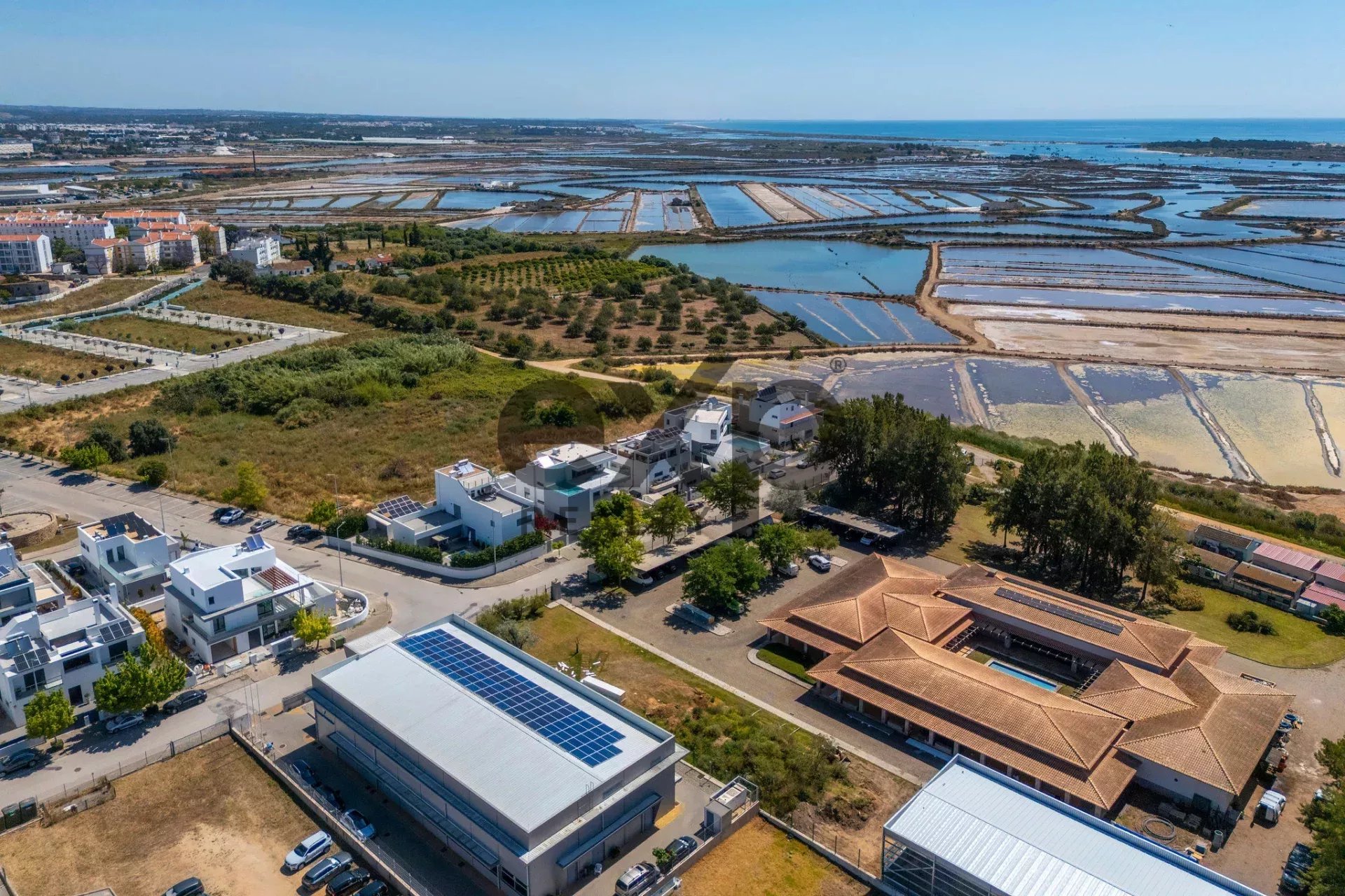 Contemporary six‑bedroom home recently constructed by Tavira Waterfront 85992139 image 93