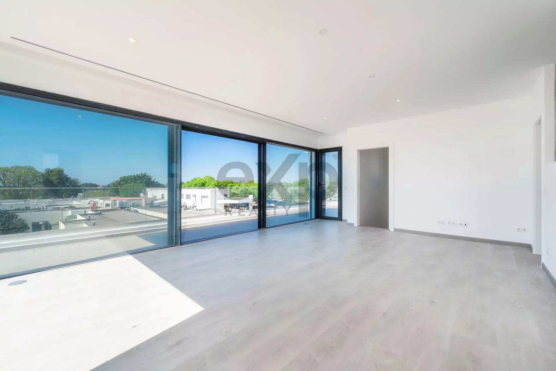 Contemporary six‑bedroom home recently constructed by Tavira Waterfront 85992139 image 64