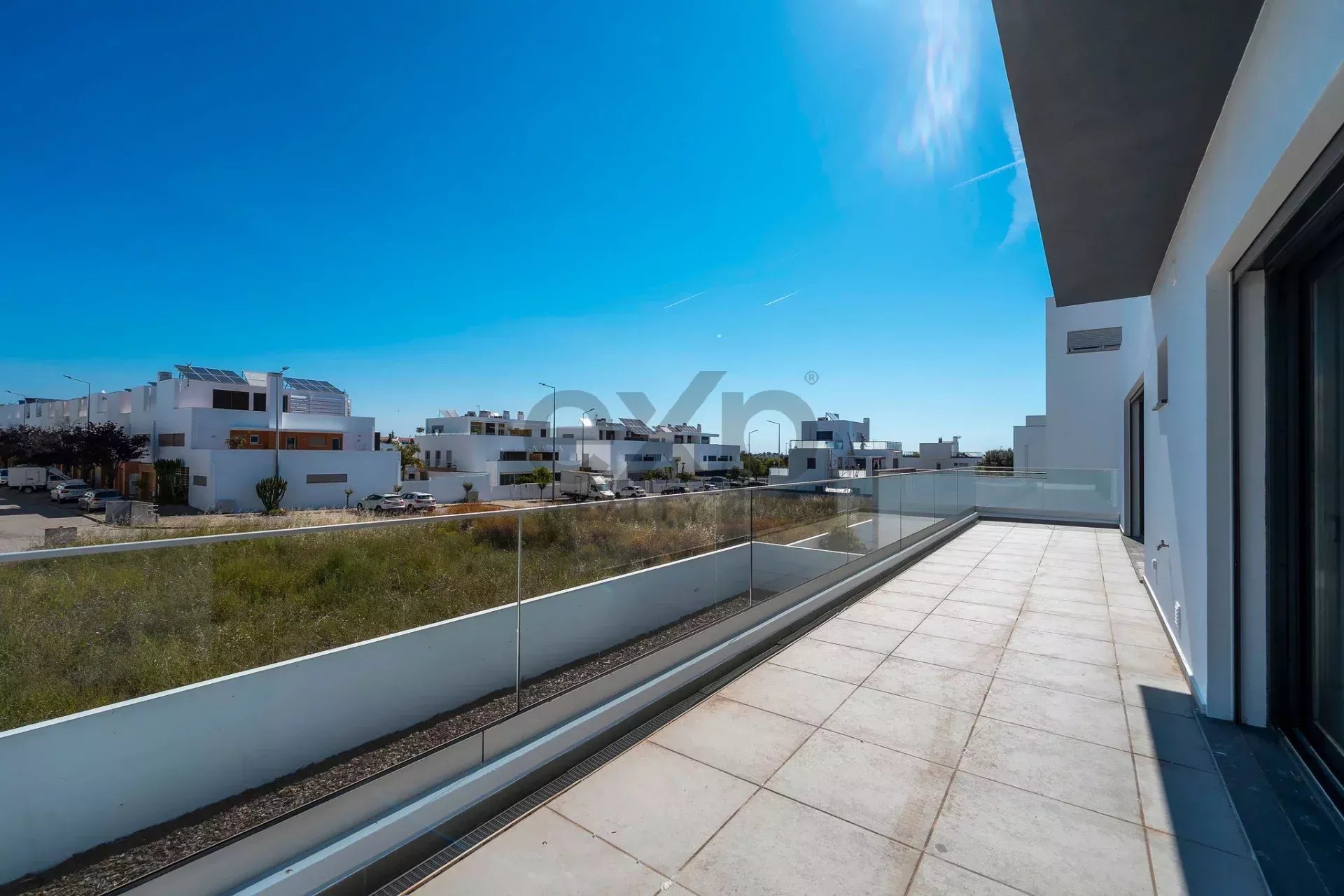 Contemporary six‑bedroom home recently constructed by Tavira Waterfront 85992139 image 48