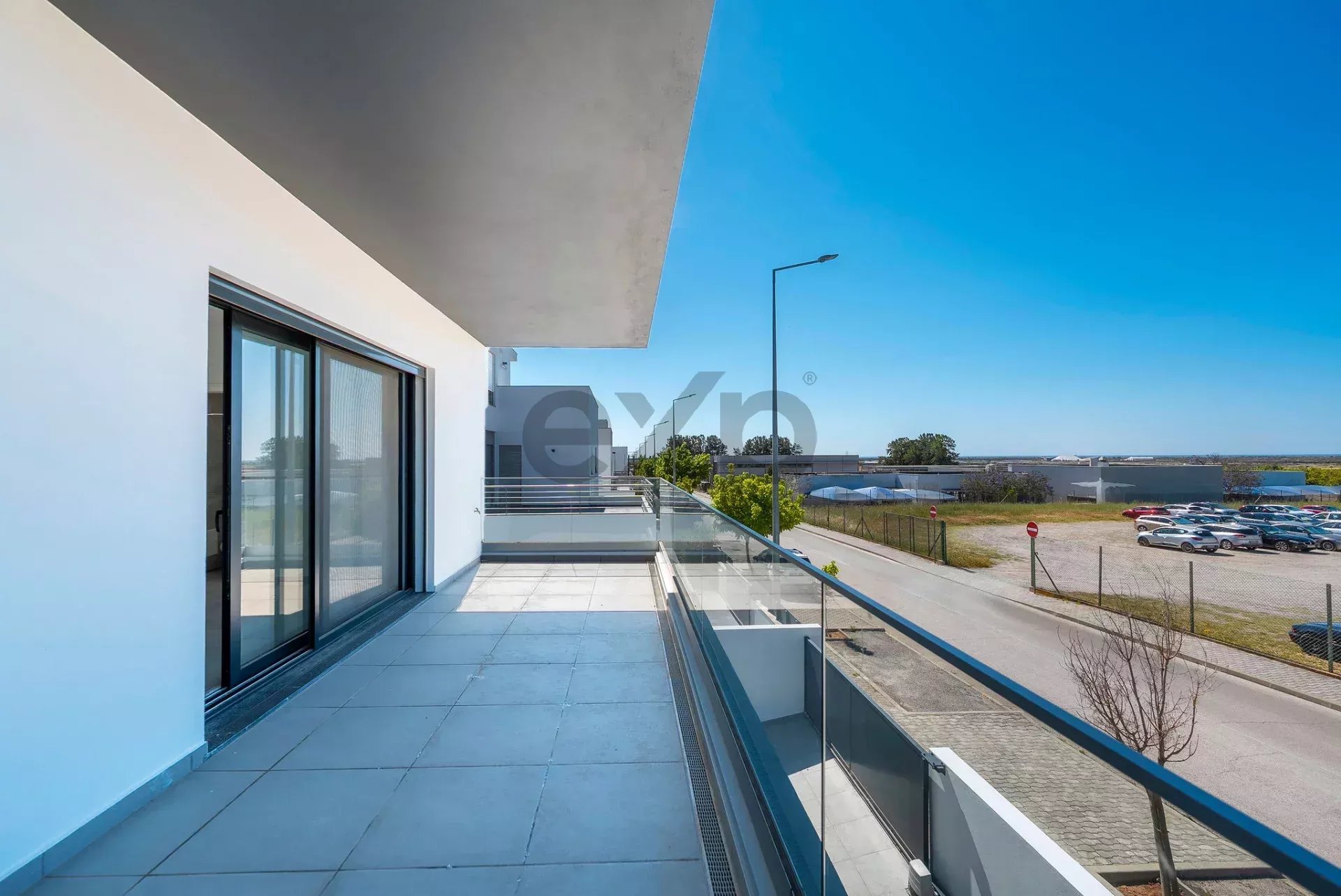 Contemporary six‑bedroom home recently constructed by Tavira Waterfront 85992139 image 57