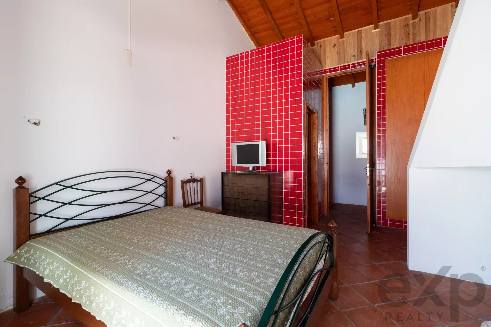 <|channel|>final <|constrain|>pt<|message|>Propriedade Equestre de Luxo, Casa de Hóspedes 85992157 image 34