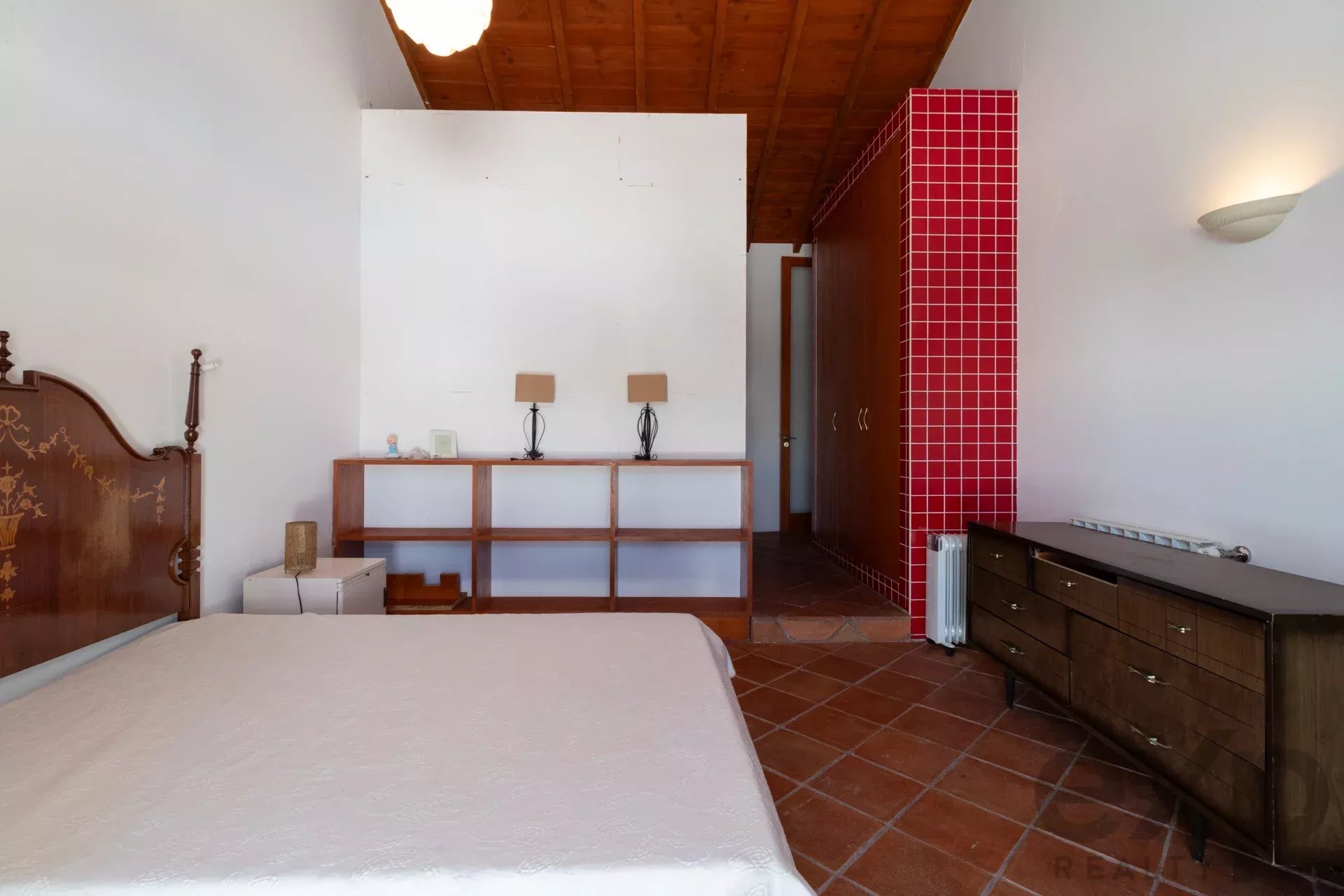 <|channel|>final <|constrain|>pt<|message|>Propriedade Equestre de Luxo, Casa de Hóspedes 85992157 image 36