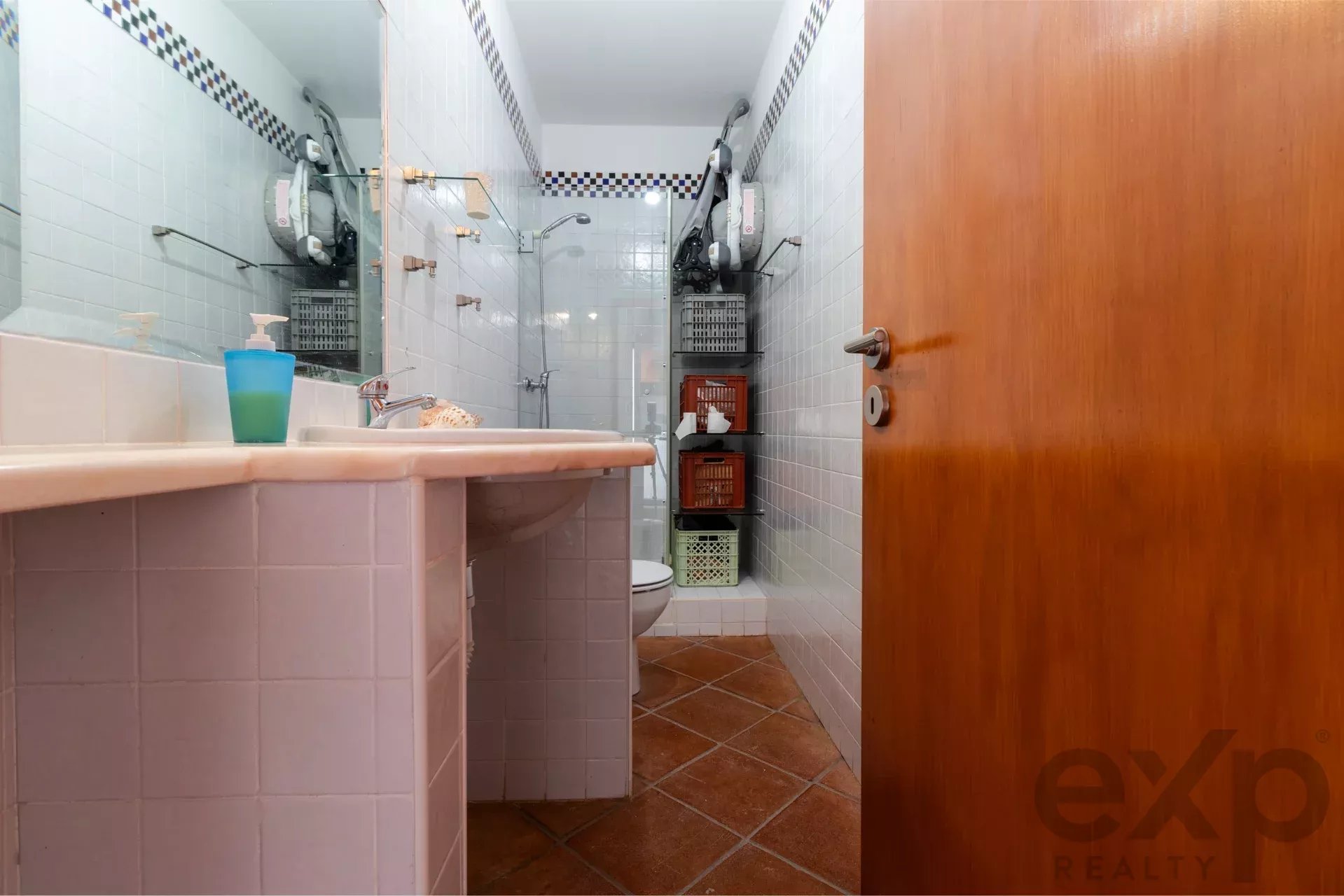<|channel|>final <|constrain|>pt<|message|>Propriedade Equestre de Luxo, Casa de Hóspedes 85992157 image 39