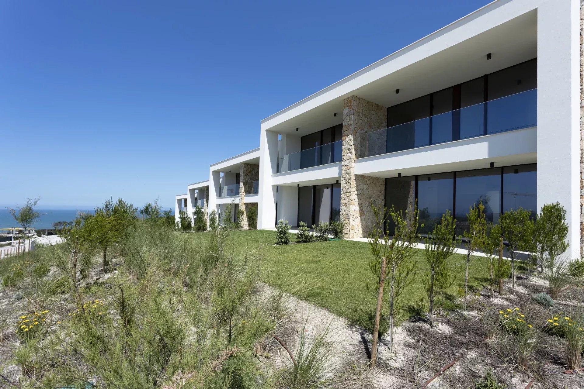 Stunning New Villas overlooking the Lagoon and the Sea!
