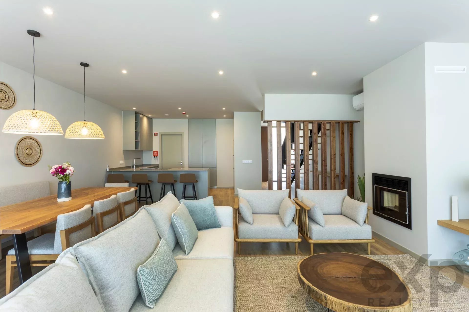 Stunning New Villas overlooking the Lagoon and the Sea!