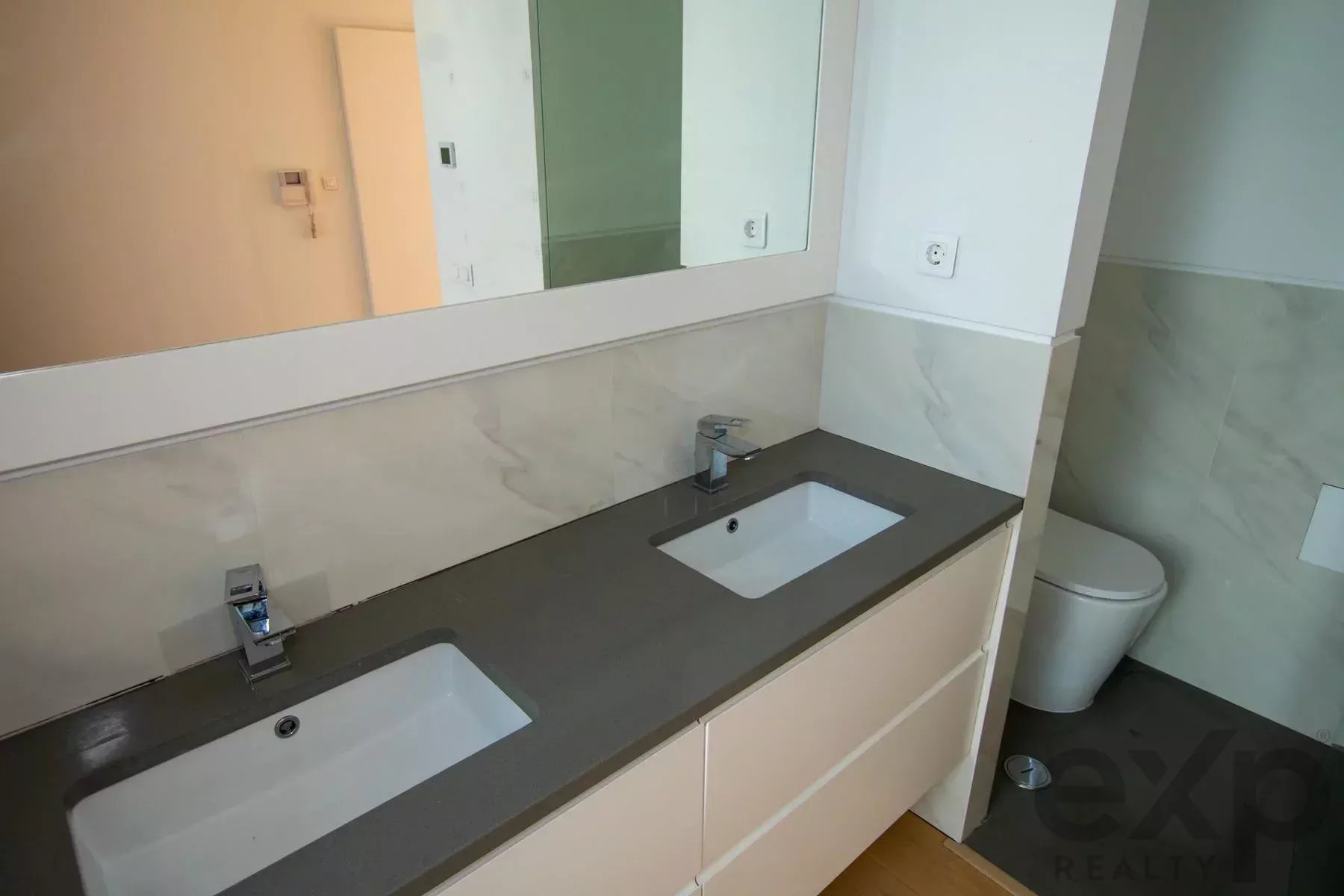 Luxury penthouse with sea and port views, Estoril 85996079 image 46