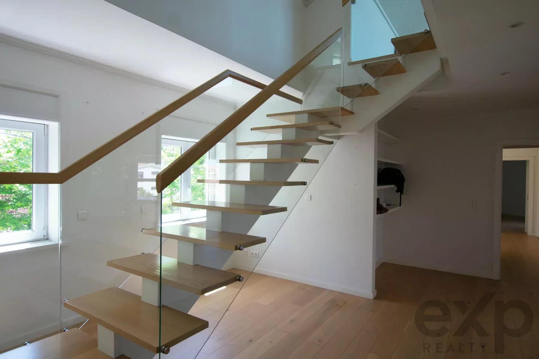 Penthouse de luxo com vista para o mar e para o porto no Estoril