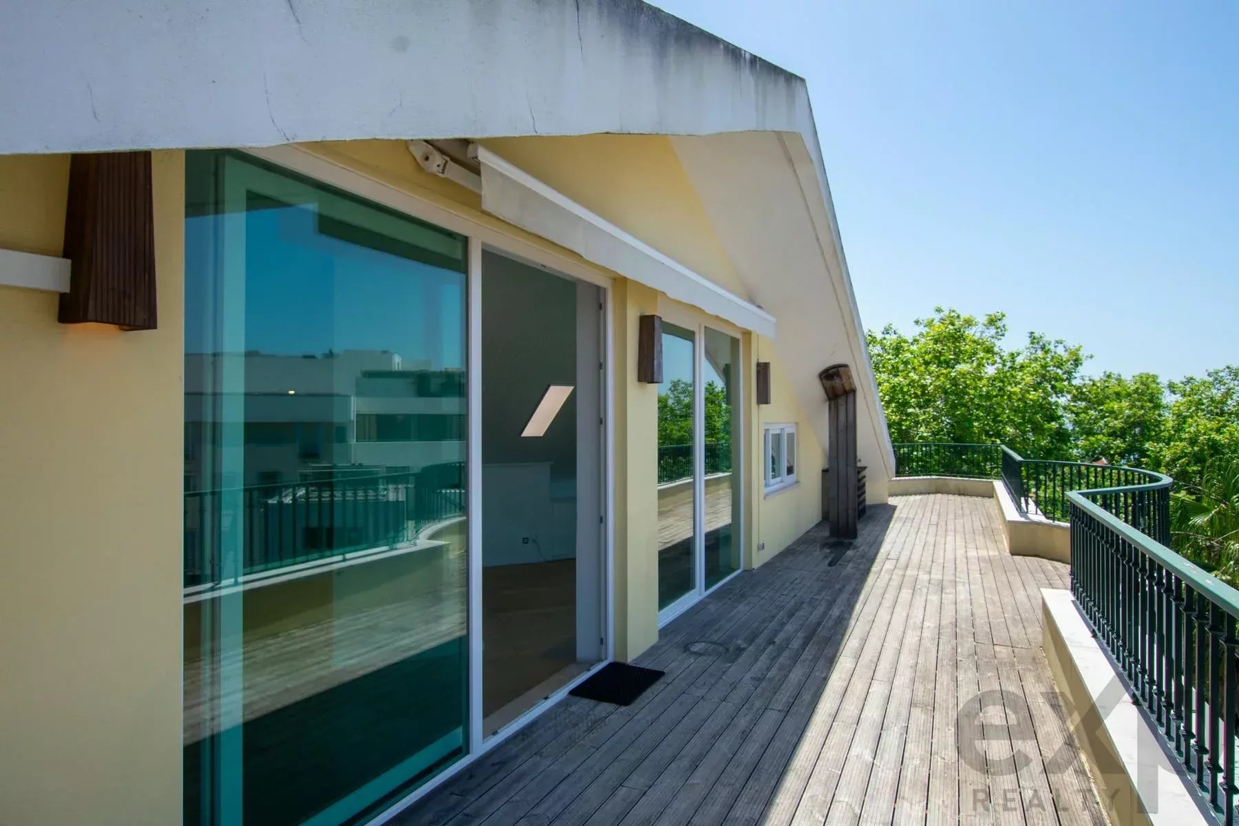 Luxury penthouse with sea and port views, Estoril 85996079 image 32