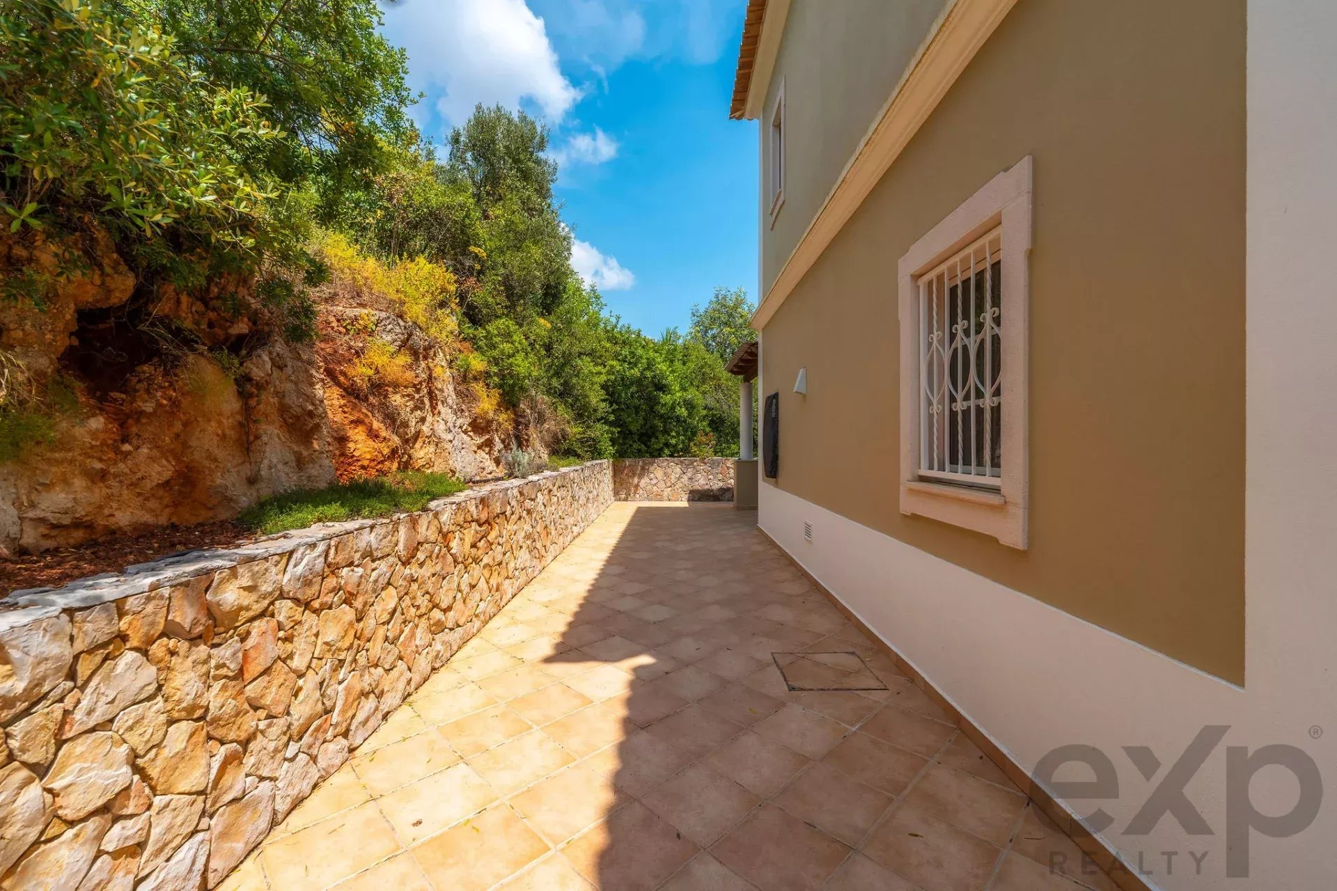 V4 House with panoramic views and a pool in São Brás de Alportel, Algarve 86003387 image 97