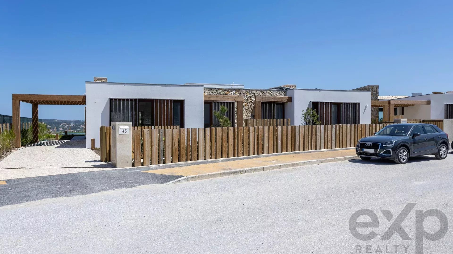 Coastal Sanctuary on the Silver Coast