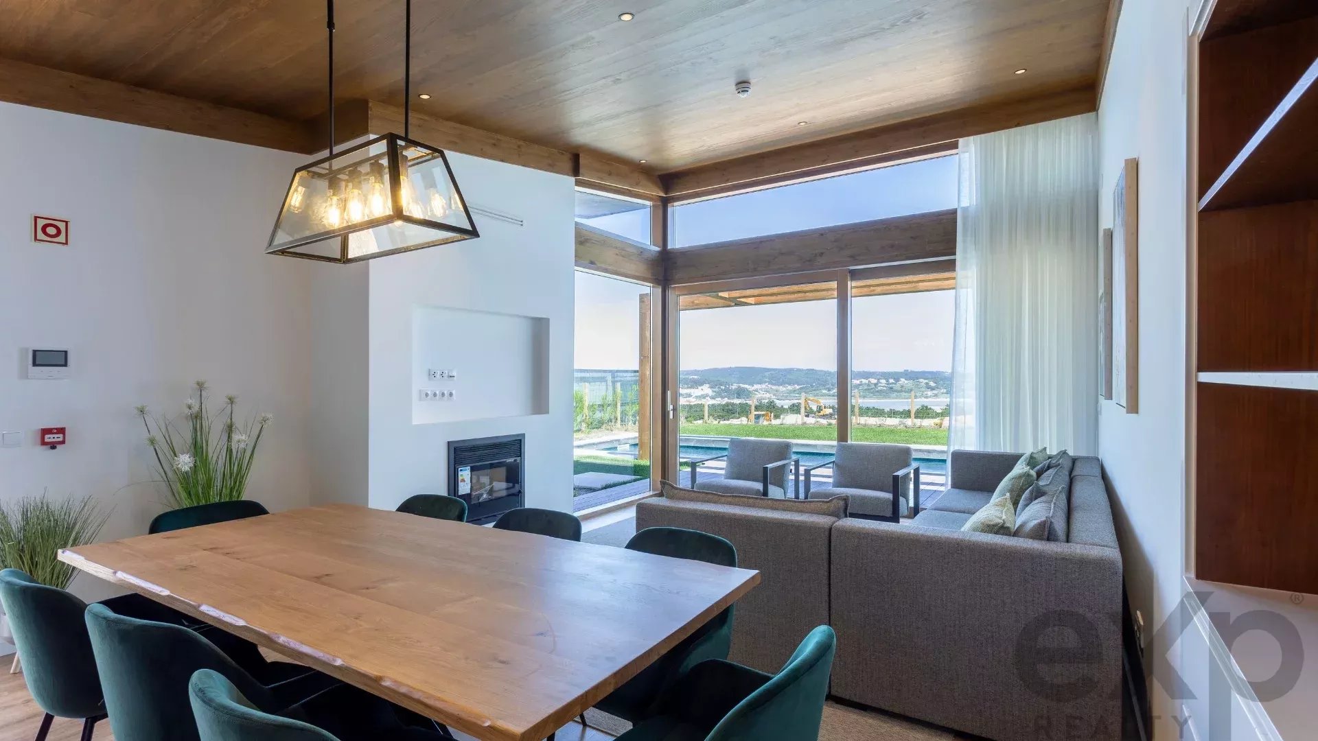 Coastal Sanctuary on the Silver Coast