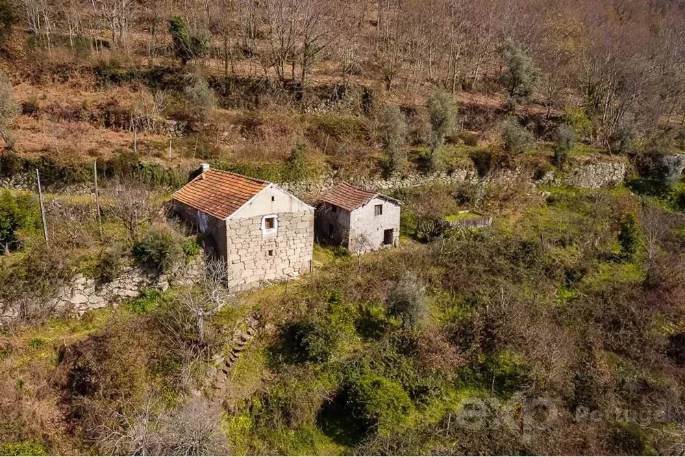 Municipio de Cinfães - 5 moradias para reconstrução