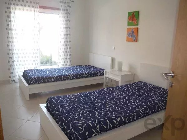 Vende-se moradia T4, em Condomínio Fechado 86091324 image 10