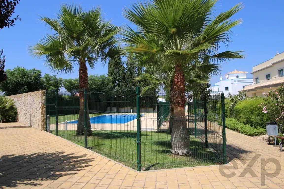 Vende-se moradia T4, em Condomínio Fechado 86091324 image 30