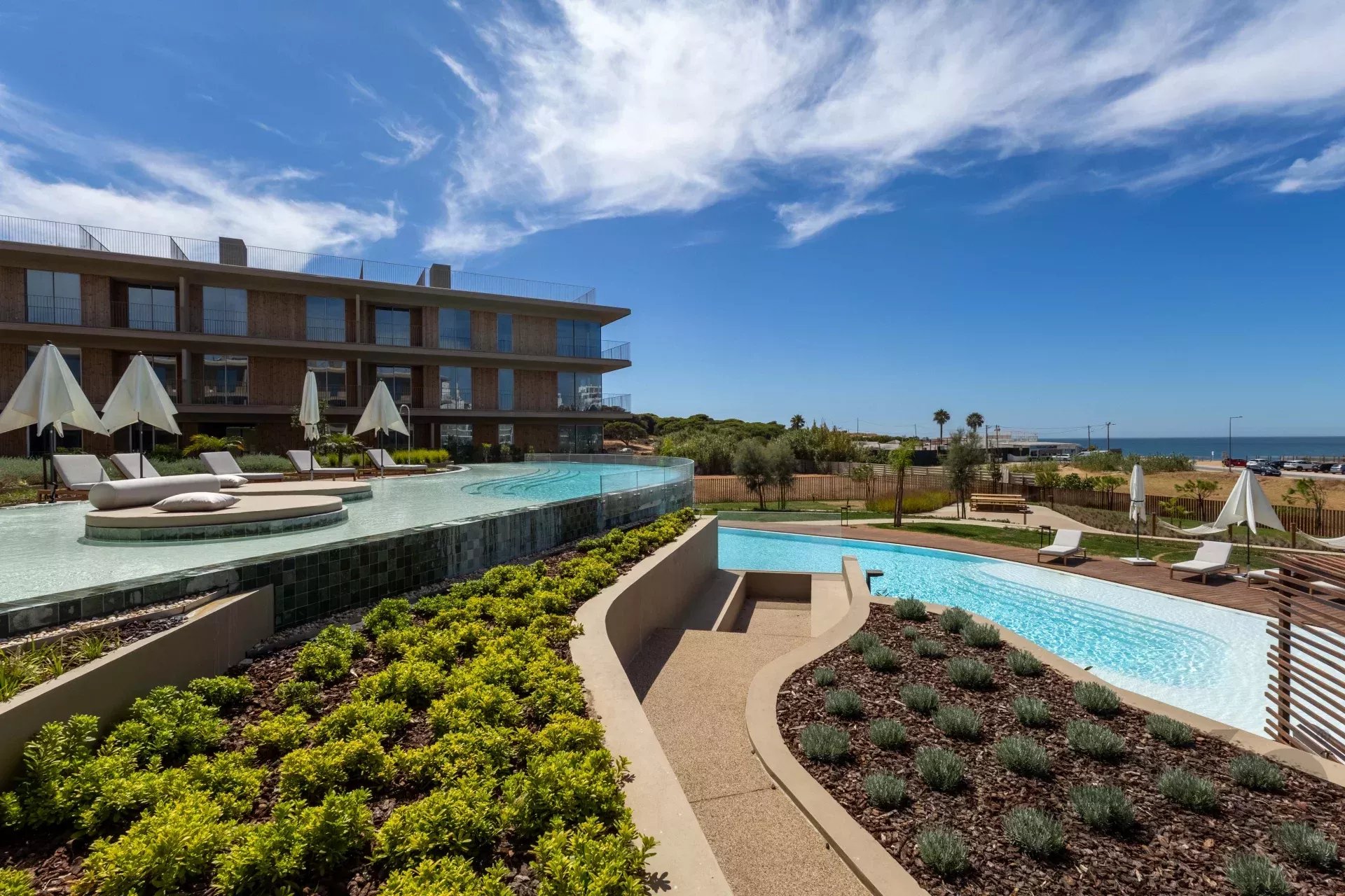 Apartamento de Luxo com 2 Quartos em Quarteira, Algarve