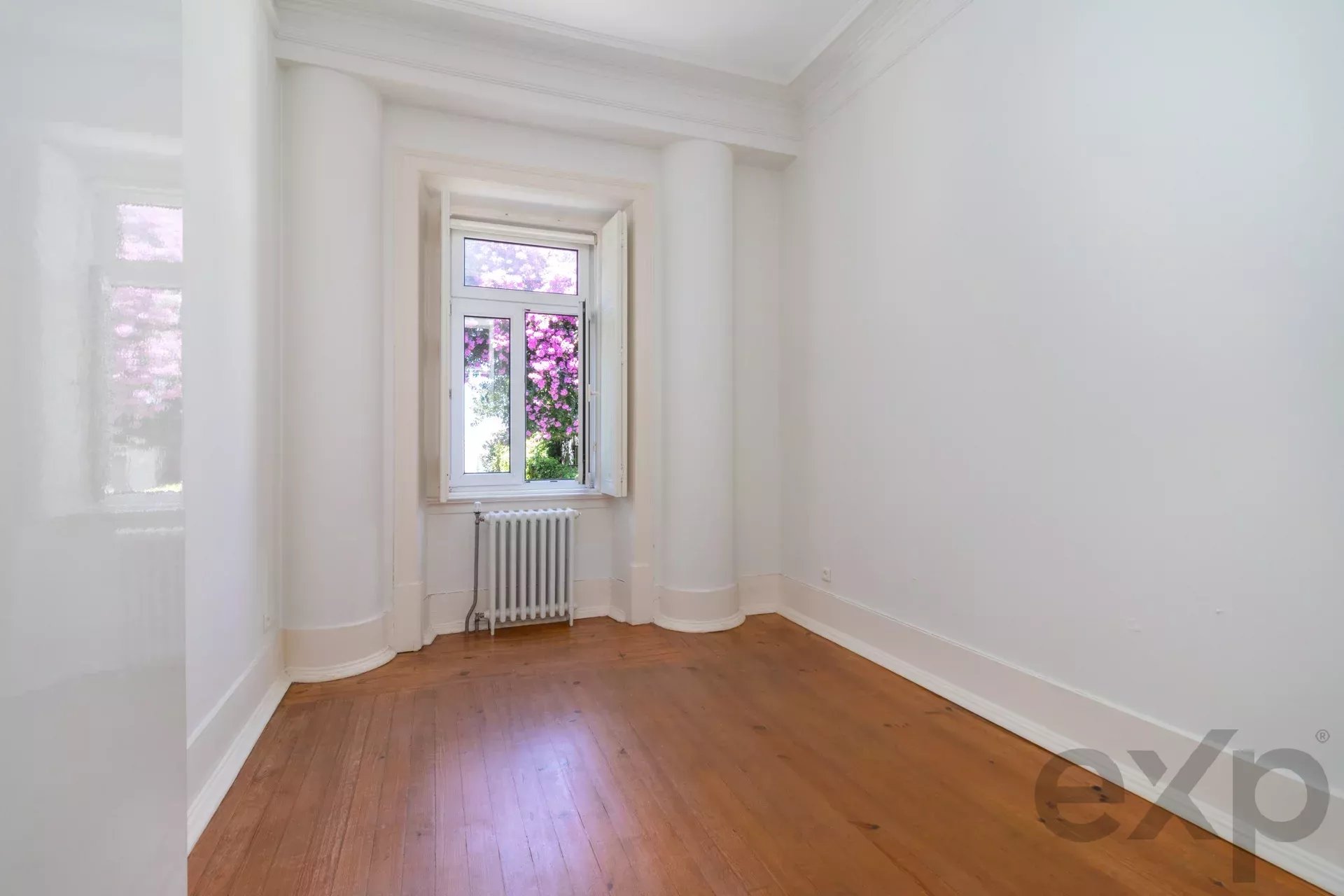 A masterpiece from 1909, the Crown of Lisbon Hills 86119022 image 45