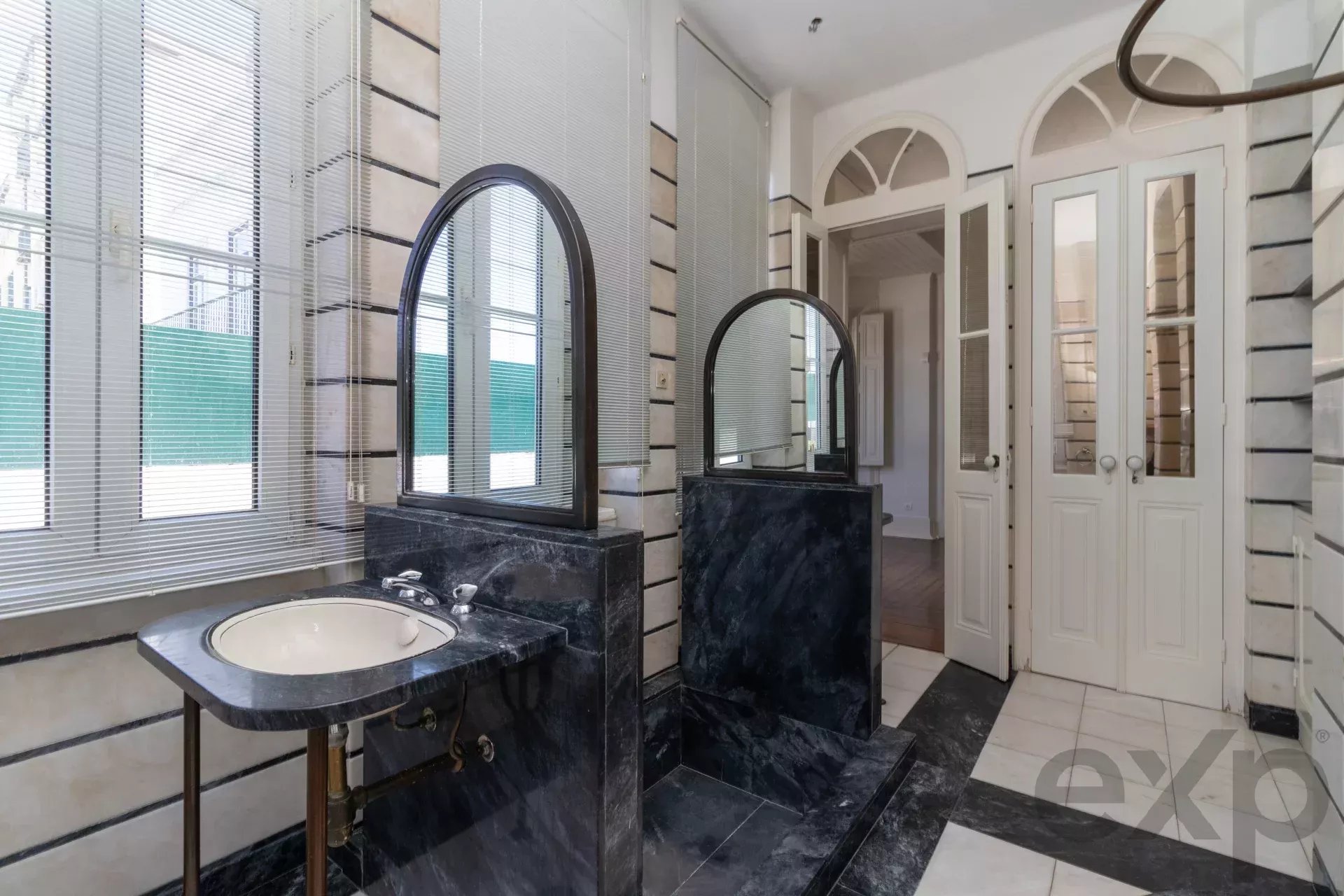 A masterpiece from 1909, the Crown of Lisbon Hills 86119022 image 40