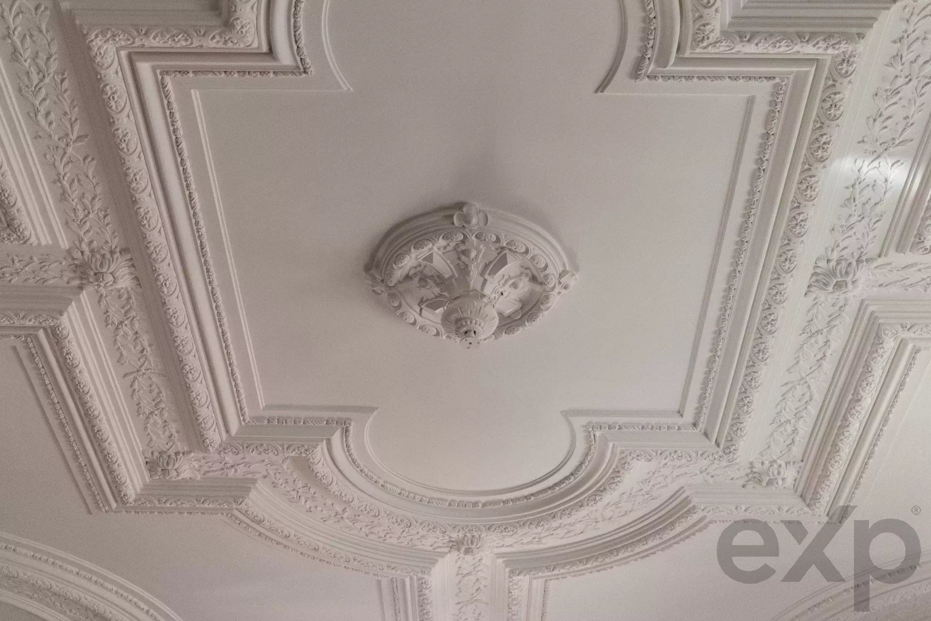 A masterpiece from 1909, the Crown of Lisbon Hills 86119022 image 24