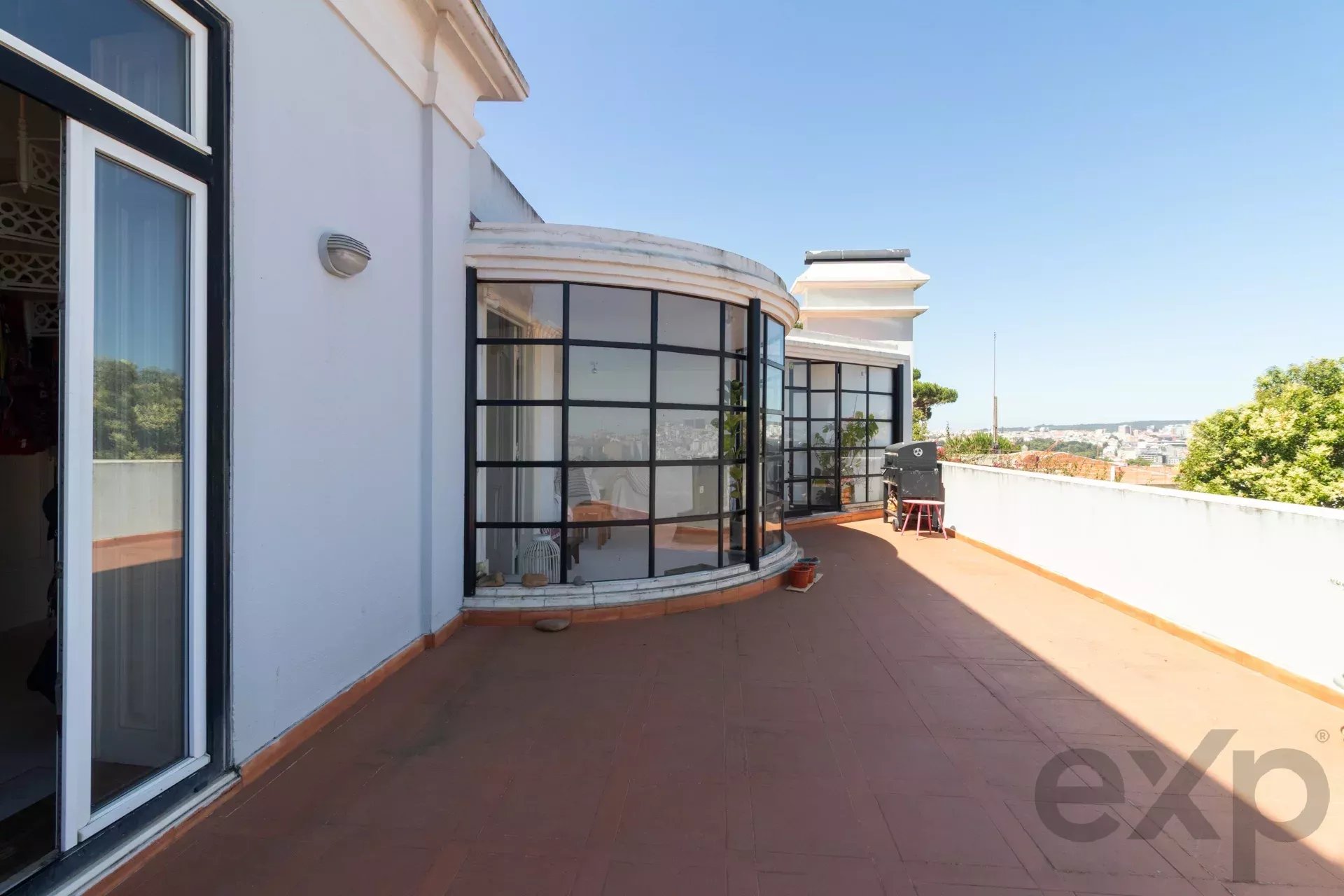 A masterpiece from 1909, the Crown of Lisbon Hills 86119022 image 85