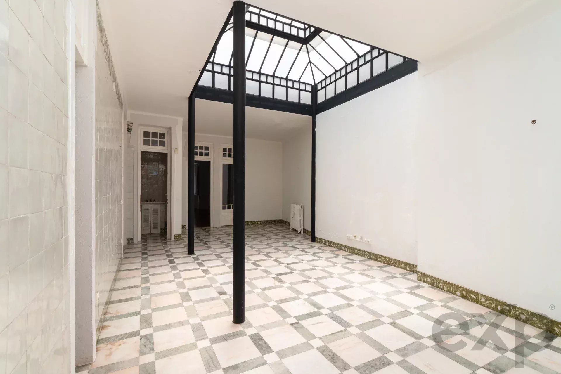 A masterpiece from 1909, the Crown of Lisbon Hills 86119022 image 29