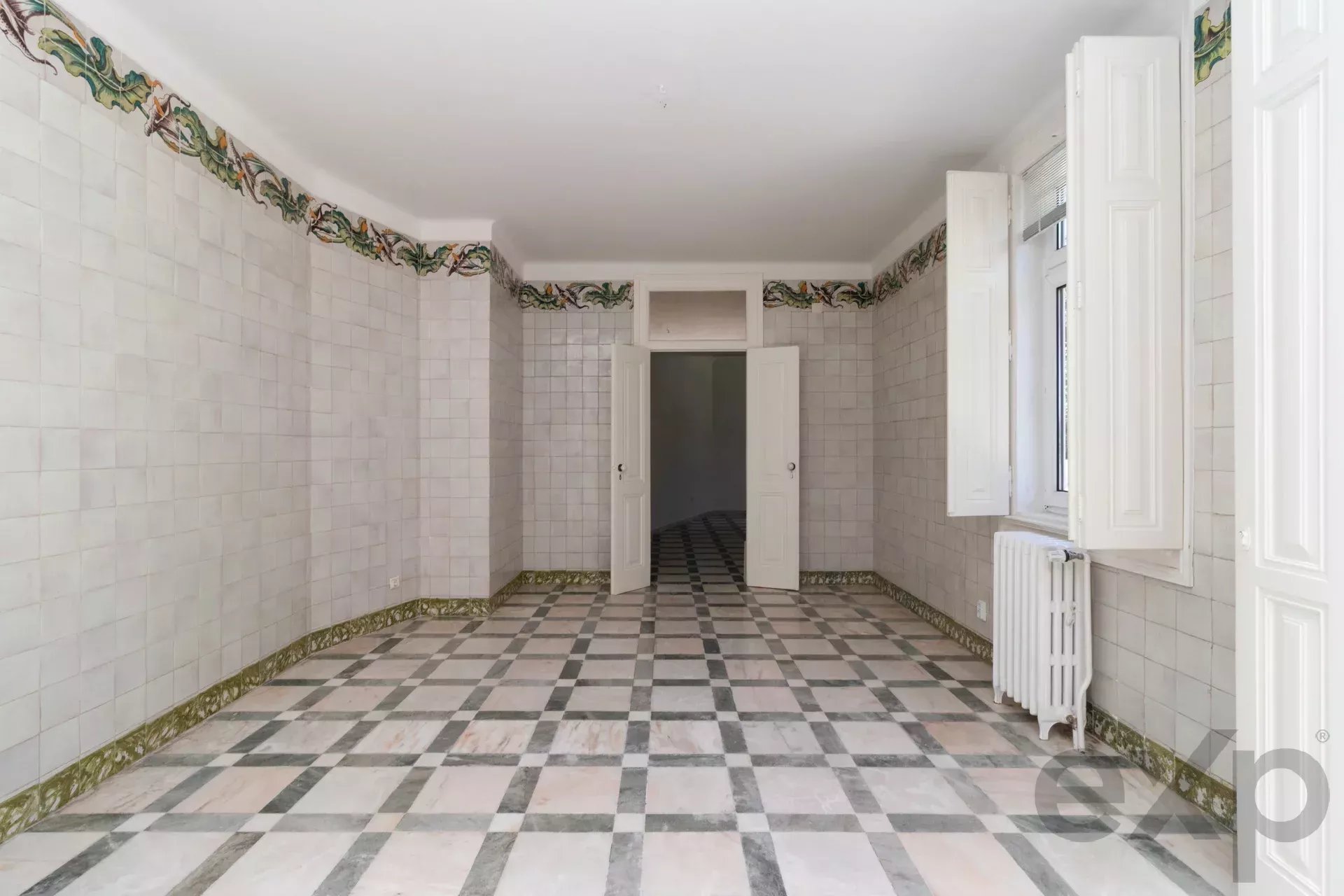 A masterpiece from 1909, the Crown of Lisbon Hills 86119022 image 32