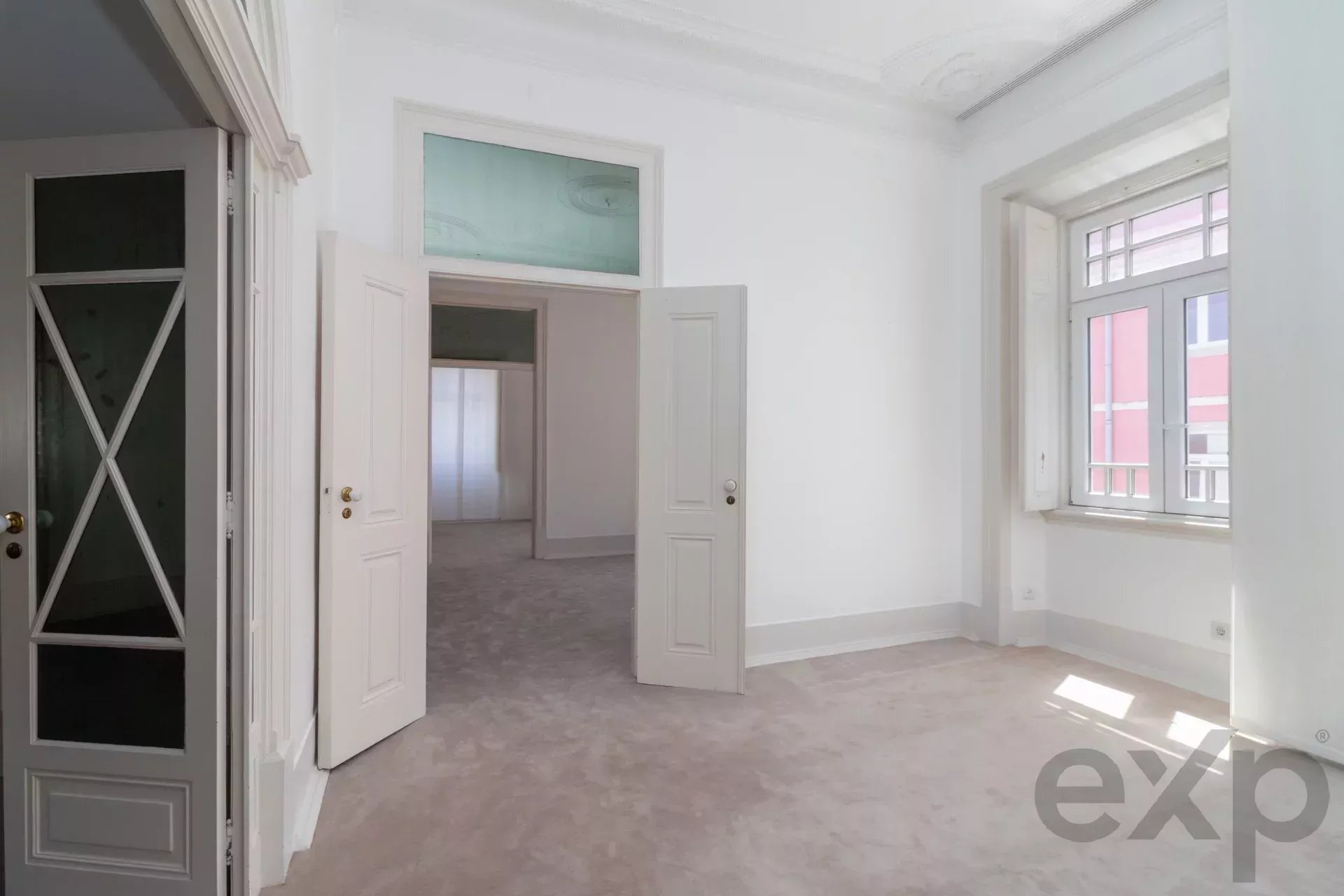 A masterpiece from 1909, the Crown of Lisbon Hills 86119022 image 62