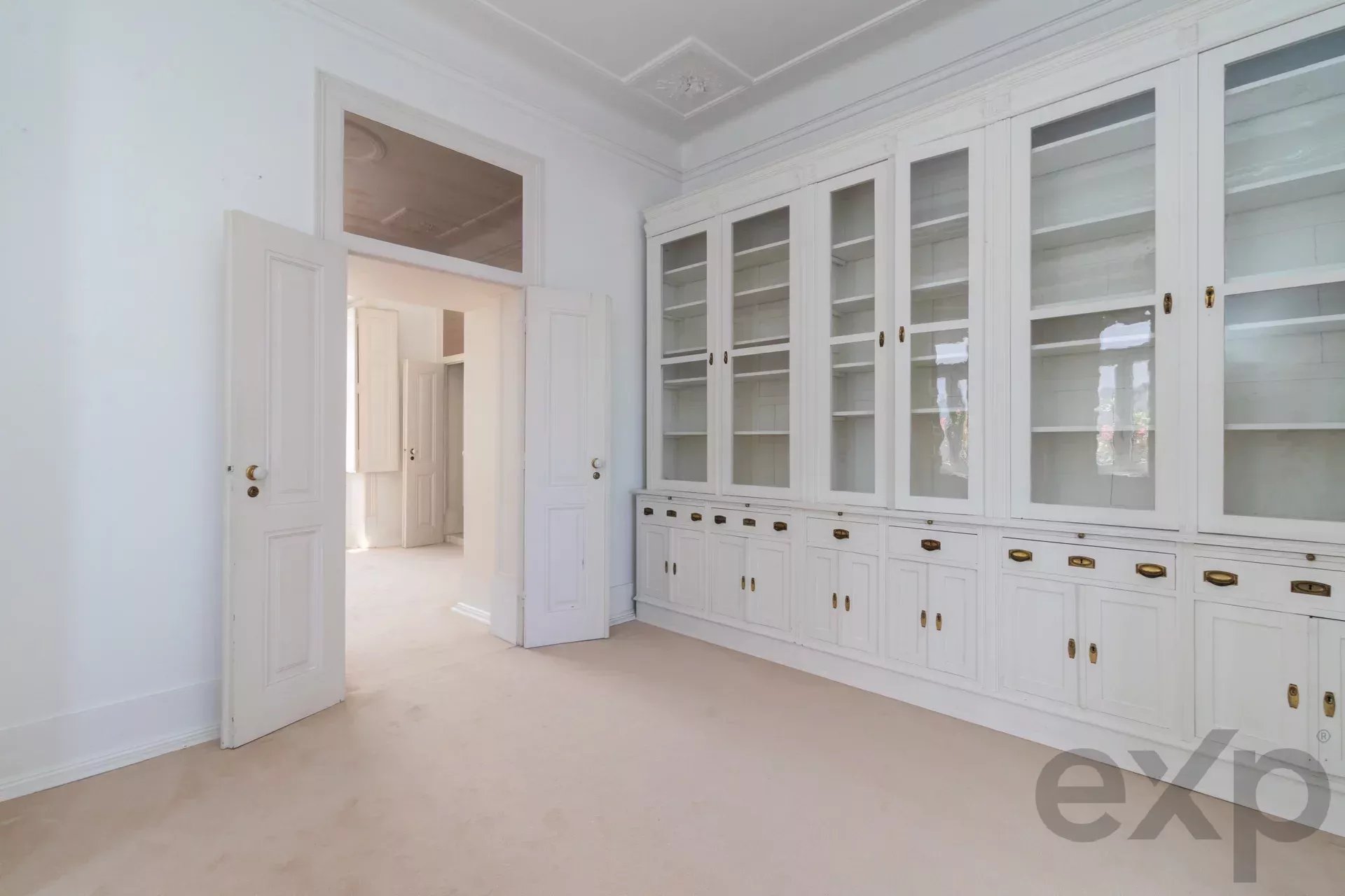 A masterpiece from 1909, the Crown of Lisbon Hills 86119022 image 51