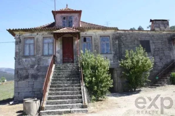 Quinta em Loivos da Ribeira, Baião, Portugal