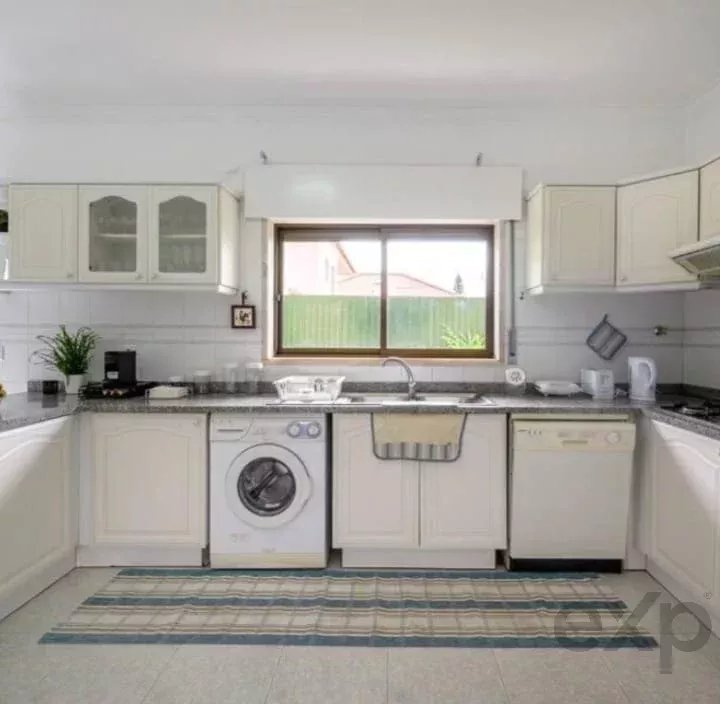 T5 House in Charneca da Caparica – Operational with Licence, AL 86151267 image 49