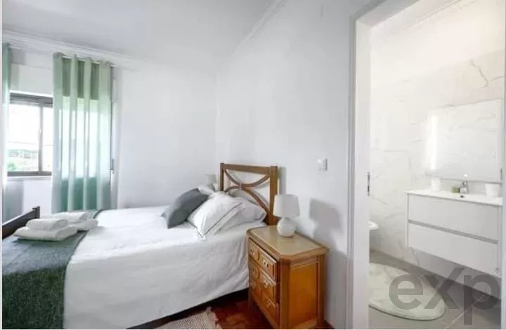 T5 House in Charneca da Caparica – Operational with Licence, AL 86151267 image 54