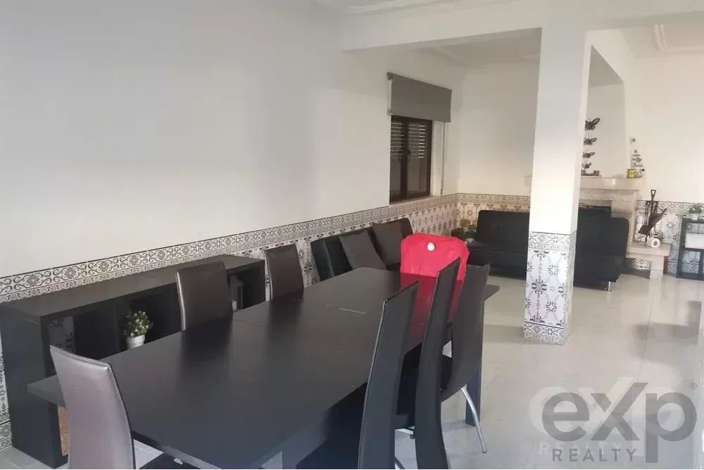 T5 House in Charneca da Caparica – Operational with Licence, AL 86151267 image 9