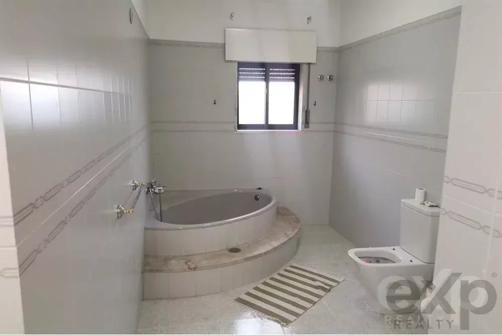 T5 House in Charneca da Caparica – Operational with Licence, AL 86151267 image 33
