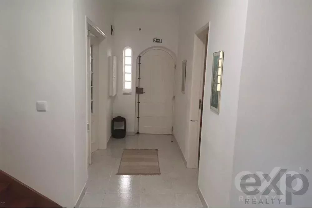 T5 House in Charneca da Caparica – Operational with Licence, AL 86151267 image 5