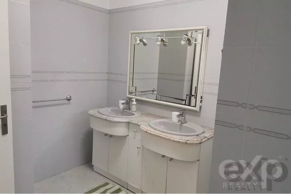 T5 House in Charneca da Caparica – Operational with Licence, AL 86151267 image 32