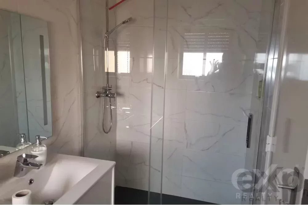 T5 House in Charneca da Caparica – Operational with Licence, AL 86151267 image 27
