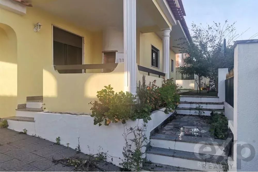 T5 House in Charneca da Caparica – Operational with Licence, AL 86151267 image 42